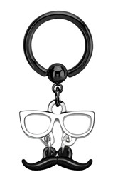 Zeige Details für Intimpiercing Ring PVD schwarz 1,6 mm Anhänger mit Brille und Bart Bild von Intimpiercing Ring PVD schwarz 1,6 mm Anhänger mit Brille und Bart