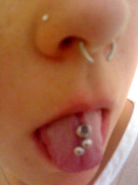 zungenpiercing