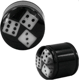 Bild von Ohrpiercing Plug in schwarz mit 3 Würfeln und Gummis