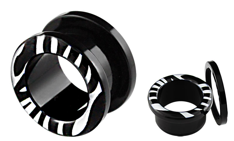 Bild von Ohr Piercing Schmuck Acryl Tunnel schwarz mit Zebrastreifen